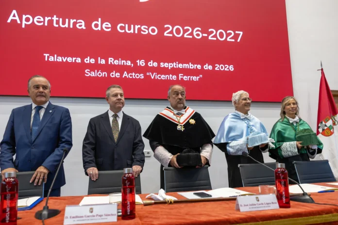 García-Page avanza un aumento del 30% en el nuevo Contrato- Programa para la UCLM, que alcanzará los 1.300 millones de euros