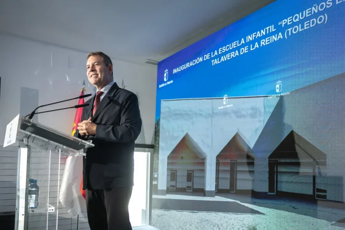 García-Page confía en que la región se situará “por encima de la media nacional” en el próximo Informe PISA tras años de inversiones educativas