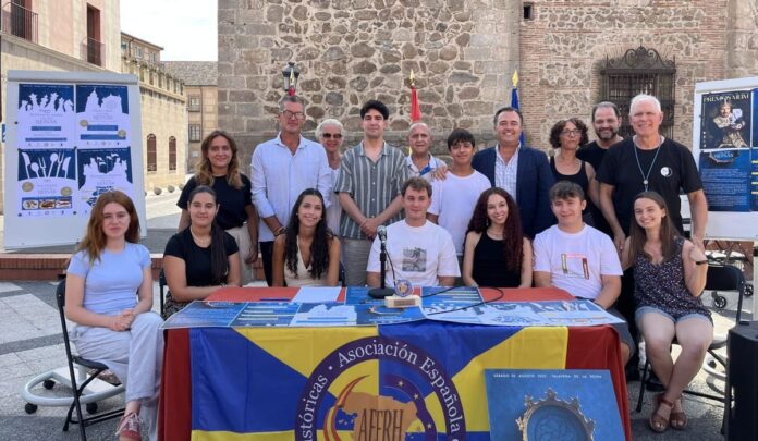 Presentación oficial de la obra teatral “Las Dos Reinas”