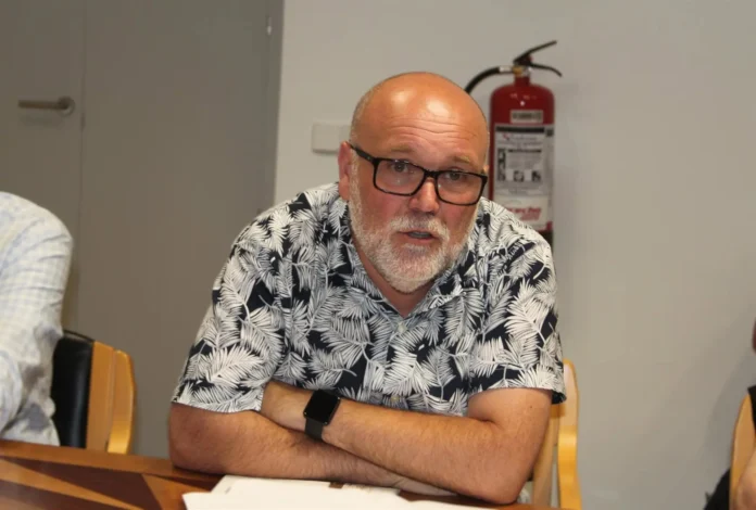 IU cuestiona que sea una empresa cercana a una persona de confianza de Velázquez quien gestione las escuelas infantiles