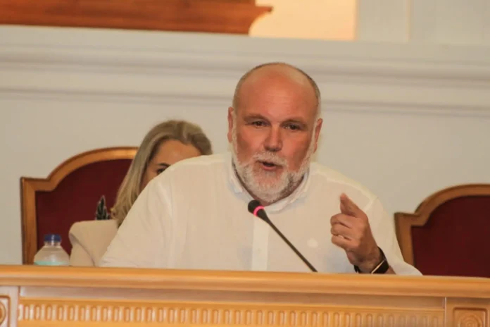IU Toledo confronta su preocupación por la vivienda, la igualdad y la juventud con el modelo de más ocio del alcalde