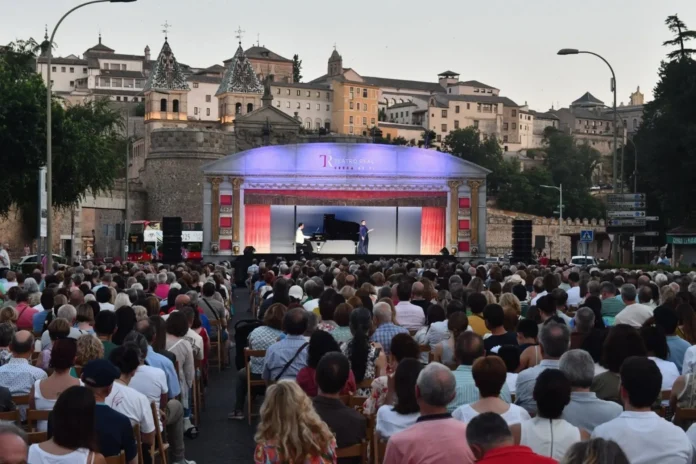 Jóvenes músicos de la Fundación Teatro Real llegan a Toledo este domingo en un concierto gratuito de 'La Carroza Real'