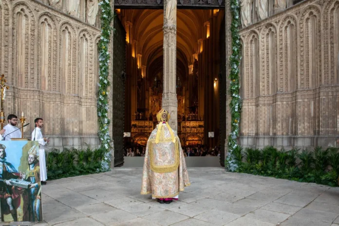 La Catedral de Toledo arranca el primer Año Jubilar de su historia con la solemne apertura de la Puerta Santa
