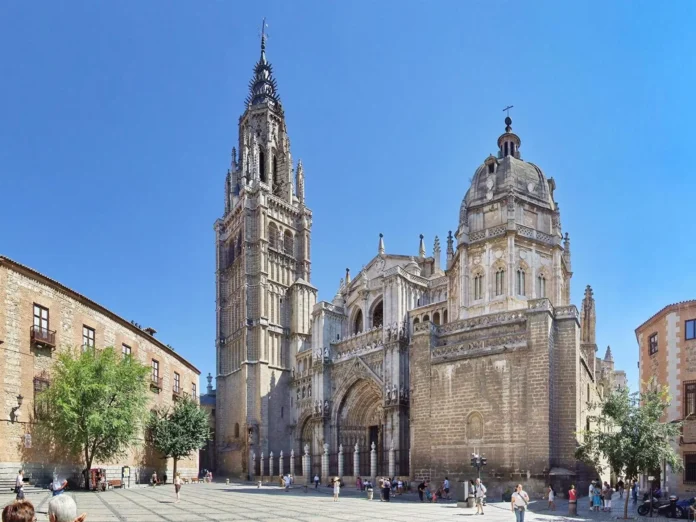 La Catedral de Toledo celebra la apertura de la Puerta Santa y del Primer Año Jubilar el domingo 25 de octubre