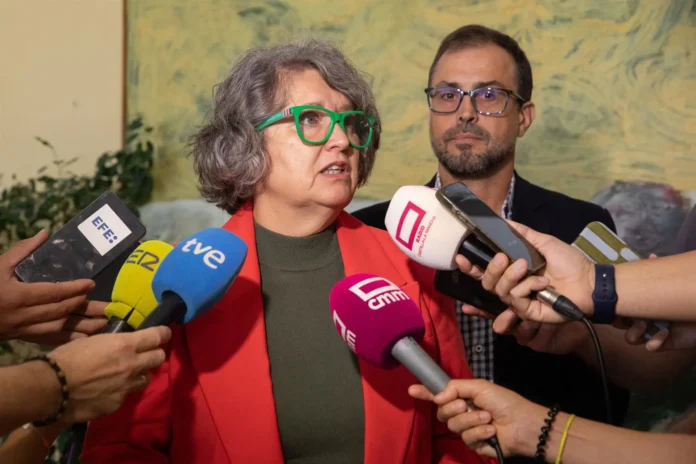 La consejera de Desarrollo Sostenible responde a Asaja: "El que diga que no se puede cosechar en C-LM miente"