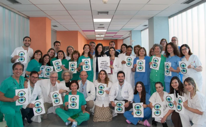 La Gerencia de Alcázar de San Juan recibe el primer premio por una innovadora técnica aplicada a la cirugía de catarata pediátrica