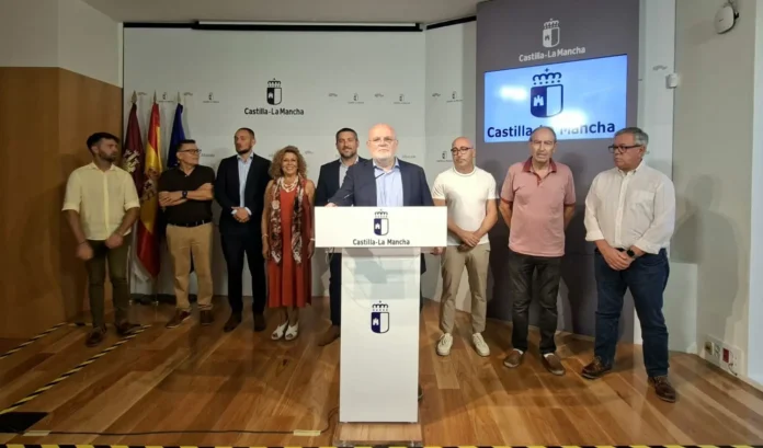 La Junta convierte su stand de Feria en un escaparate turístico que reúne patrimonio, cultura, tradición y experiencias