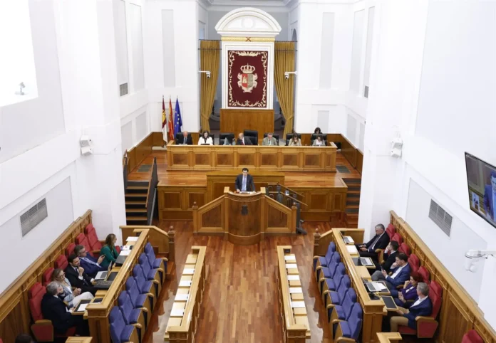 Las Cortes de C-LM arrancan el séptimo periodo de sesiones con pleno este jueves y el Debate de la Región aún sin fecha