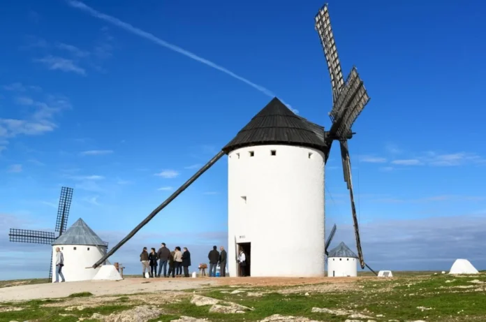 Las pernoctaciones hoteleras en Castilla-La Mancha bajan un 11,1% en septiembre