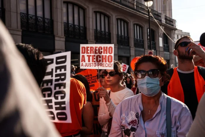 Nace la Plataforma por el Derecho a la Vivienda C-LM, que avisa a Junta que su proposición de ley es un "parche legal"