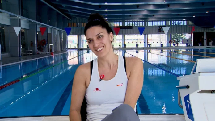 Natación.- Andrea Fuentes: "Antes de triunfar del todo tiene que haber un momento de máxima dureza"
