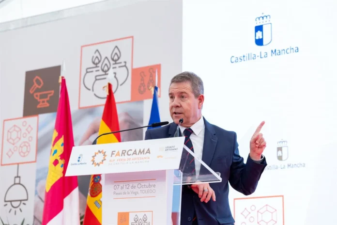 Page expone los retos de C-LM para la próxima legislatura "esté quien esté": agua, sanidad, educación e igualdad