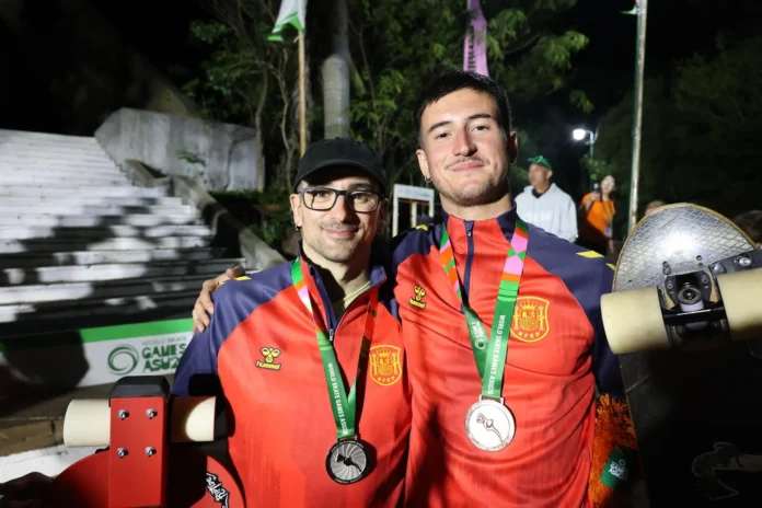 Patinaje.- Mikel Echegaray y Alberto Forés suman una plata y un bronce para España en los World Skate Games