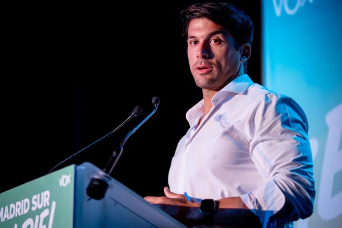 Piragüismo.- El campeón olímpico Cristian Toro será el número cinco de VOX por Madrid al Congreso