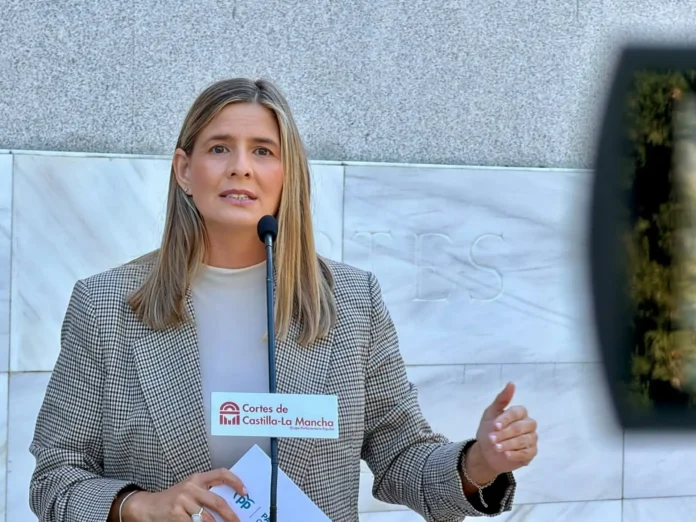 PP C-LM apunta a las listas del PSOE al Congreso como muestra del "compromiso verdadero" de Page con Pedro Sánchez