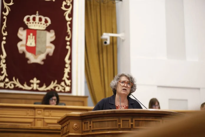 PP y Vox acusa de falta de acciones y planificación hídrica y la Junta reivindica el impacto de sus políticas