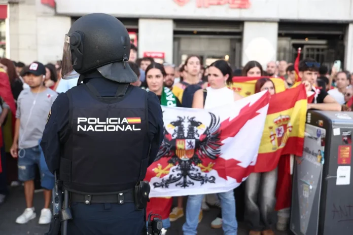 PSOE de C-LM rechaza "cualquier tipo de violencia" que se produjera en Sol "venga de donde venga"