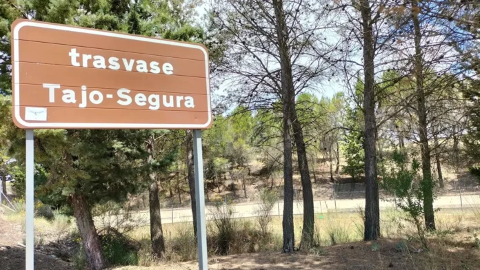 Sabrido desacredita a López Miras y cree que el PP no consentiría revertir las reglas del trasvase Tajo-Segura