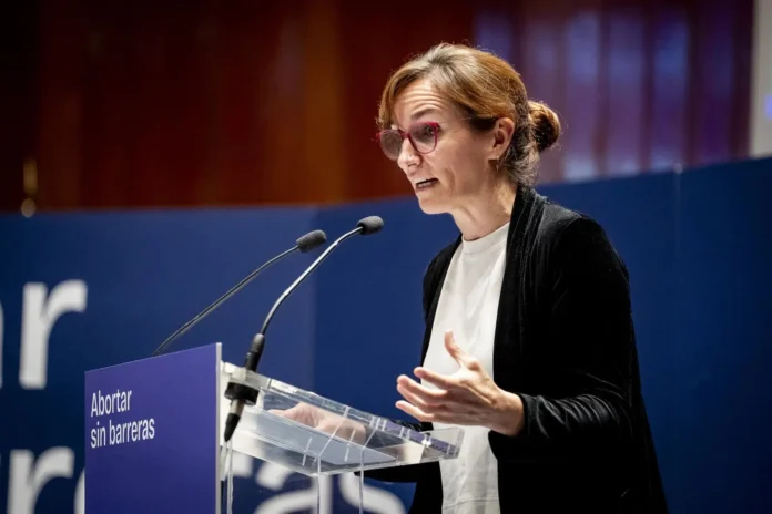 Sanidad detallará este miércoles por mail a las CCAA el RD que regula la información previa al aborto voluntario