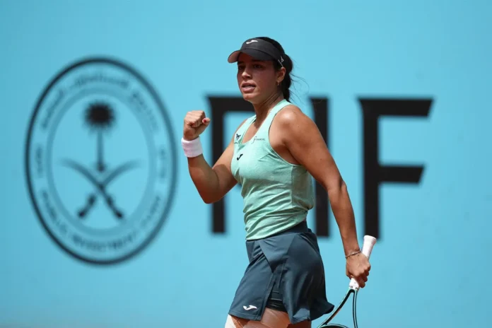 Tenis/BJKC.- Jessica Bouzas arrolla a Zhiyenbayeva y adelanta a España ante Kazajistán en las finales de la BJKC