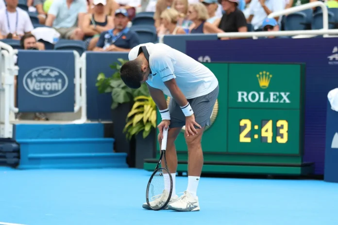 Tenis.- Djokovic: "Tengo un problema de salud que empeora con la humedad y el calor"