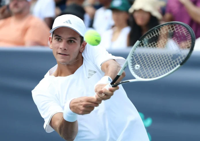 Tenis.- El español Rafa Jódar remonta a Moutet como debut en Canadá
