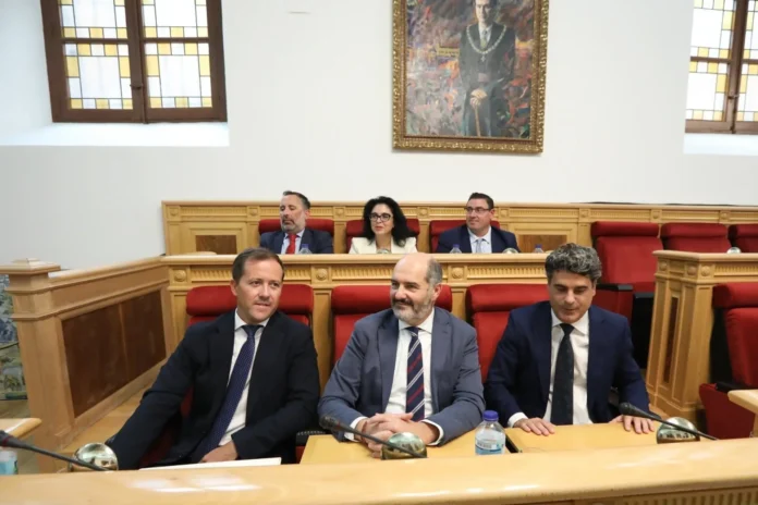 Toledo convocará el Consejo Escolar Municipal para decidir qué sistema de climatización quieren en los colegios