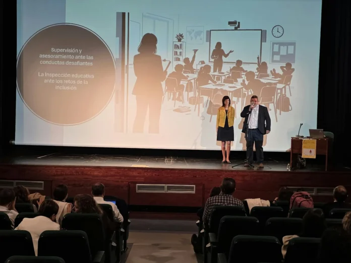 Un total de 91 inspectores de Educación participan en una jornada para mejorar el asesoramiento y acompañamiento a los centros educativos