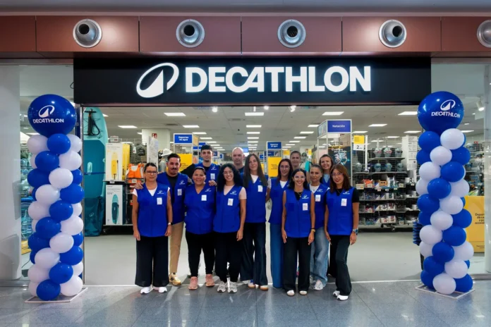 Varios.- Decathlon desembarca en Fuerteventura y suma su octava tienda en Canarias