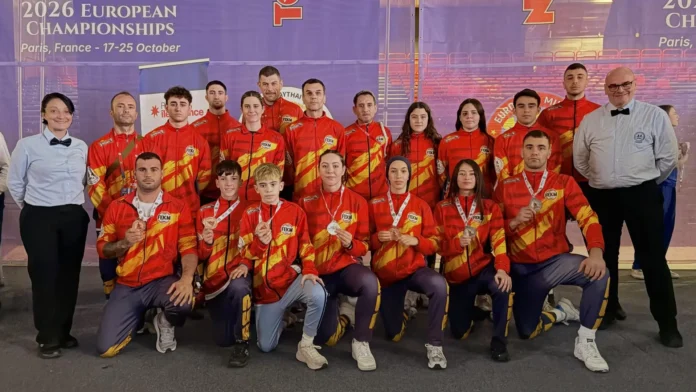 Varios.- La selección española de muaythai logra siete medallas en el Europeo de París
