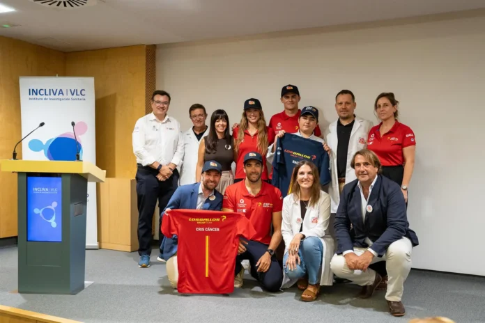 Vela.- CRIS Contra el Cáncer y 'Los Gallos' de la SailGP unen ciencia y deporte para impulsar la investigación