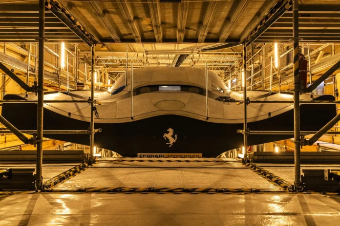 Vela.- Ferrari desvela la tecnología del 'Hypersail', el monocasco 'volador' de 100 pies para las regatas oceánicas