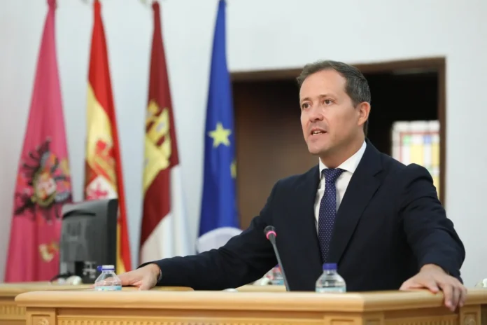 Velázquez anuncia una querella contra el PSOE por sus acusaciones de las escuelas infantiles: "No la vamos a retirar"