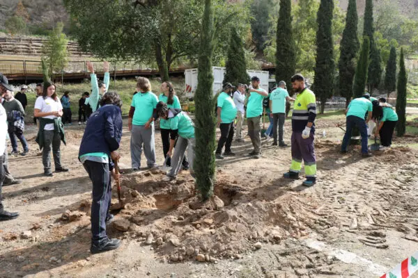 Velázquez destaca la importancia de concienciar a los jóvenes para proteger y recuperar el entorno natural del río Tajo