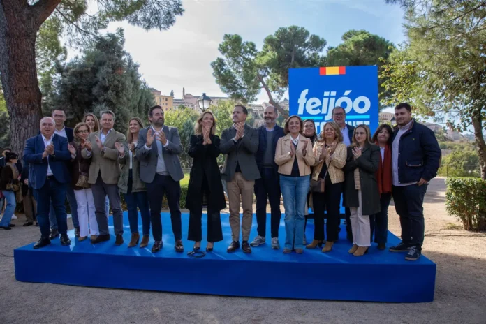 Velázquez garantiza que seguirá siendo alcalde de Toledo cuando llegue al Congreso, lo que "reforzará" a la ciudad