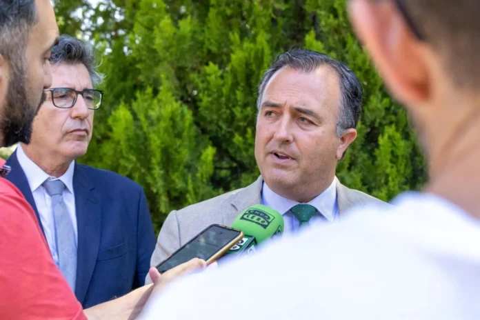 Vox C-LM pide a Page un compromiso por escrito para que la región no acoja a menores extranjeros no acompañados